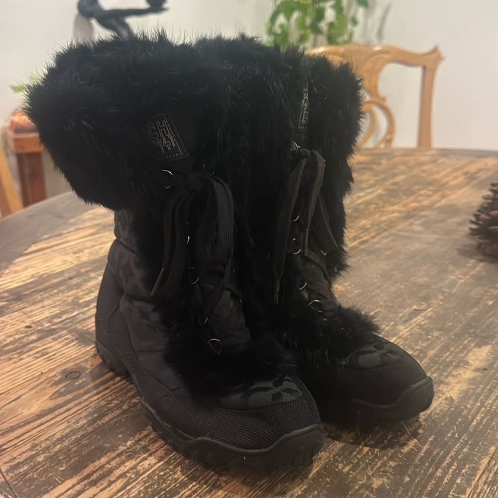 COACH Rabbit Fur Snow Boots 6.5